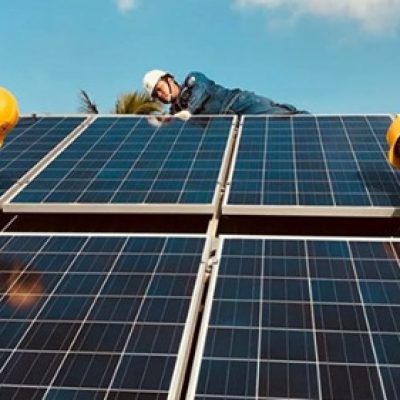 Hướng giải quyết vấn đề giá điện mặt trời trên mái nhà